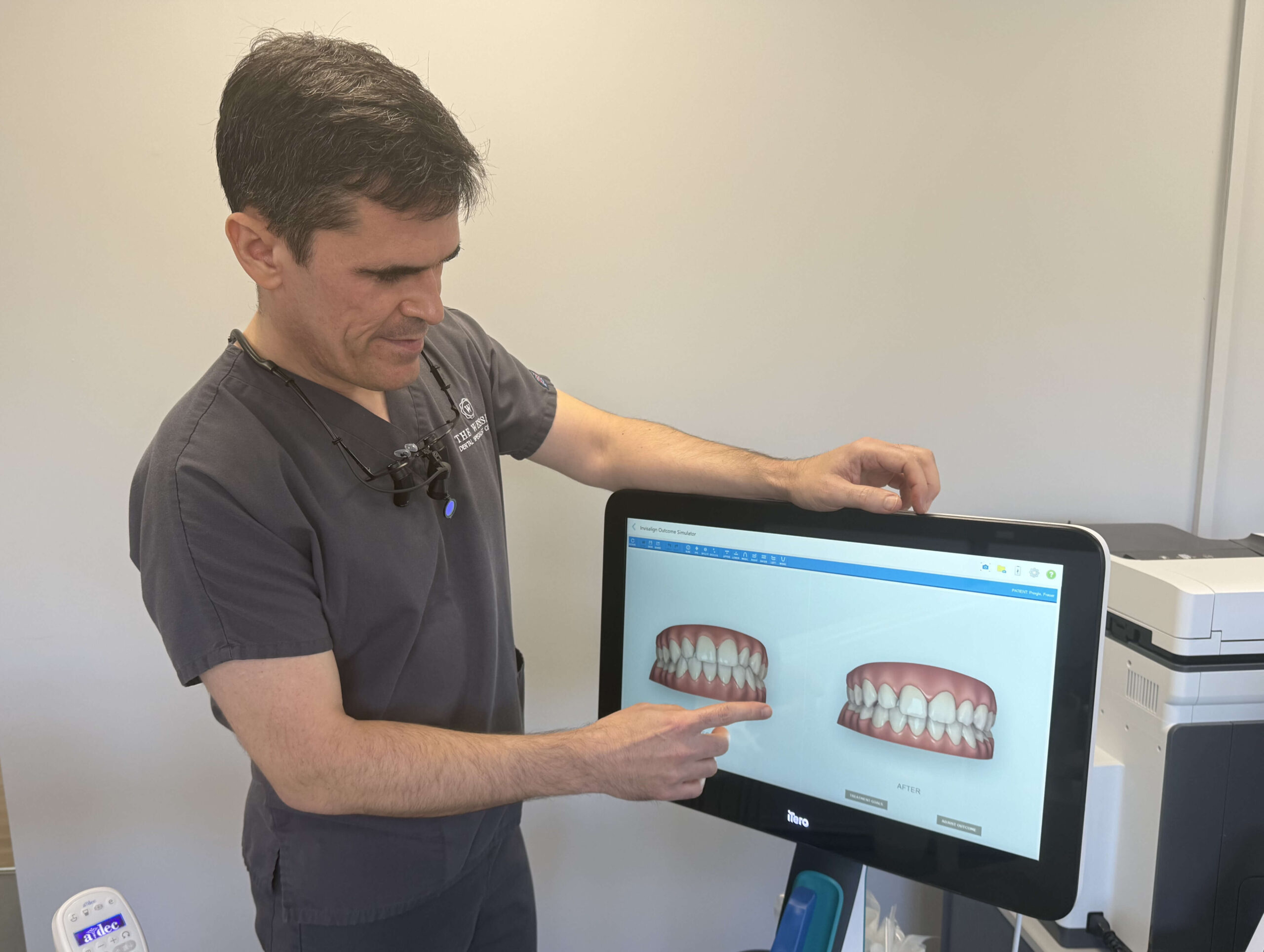 specialist orthodontist in fareham explaining how long orthodontic treatment takes